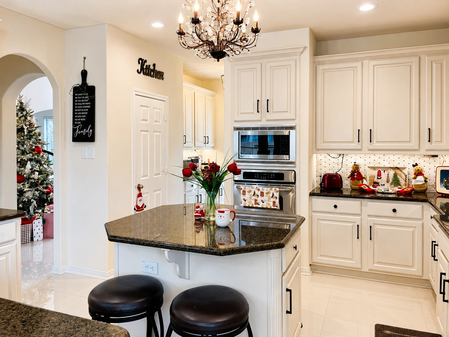 Cream and light cabinetry kitchen
